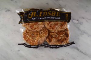 KARBONADER A. IDSØE