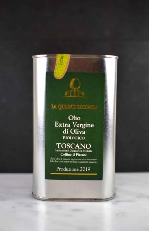 Økologisk olivenolje fra La Querce Seconda med delikat og mild smak med hint av pepper. Frisk og god olivenolje som kan brukes til det meste av matlaging.