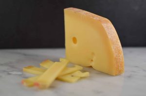 EMMENTALER GROTTELAGRET
