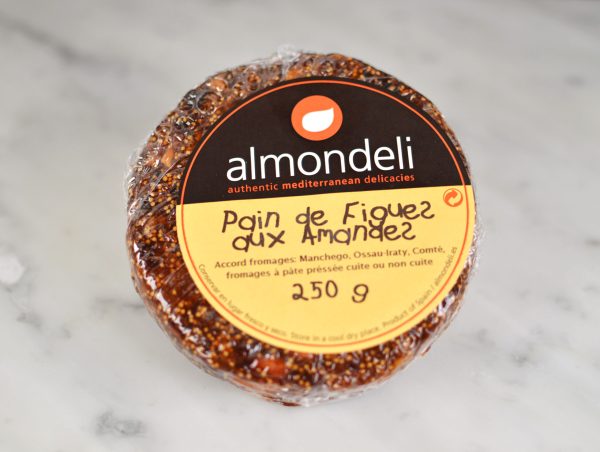 PAIN DE FIGUE AUX AMANDES