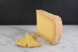 COMTÉ 24 MÅNEDER