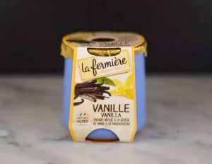 Nydelig fransk yoghurt med vanilje fra La Fermière. Dette er en smakfull yoghurt med god balanse av sødme og syrlighet. Perfekt til frokost eller lunsj!